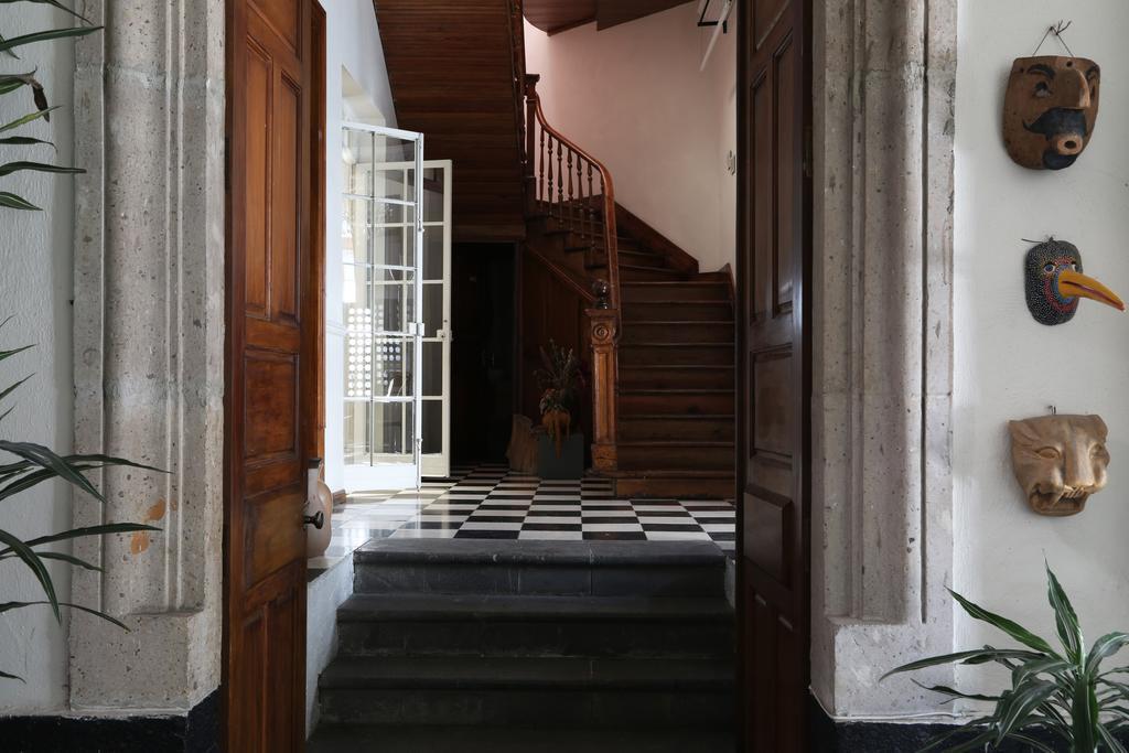 El Patio 77 B&B เม็กซิโกซิตี้ ภายนอก รูปภาพ